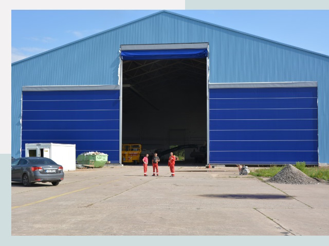 Ангарные ворота в Сосновоборск от СтальСтрой-Ссб по цене 621 руб.